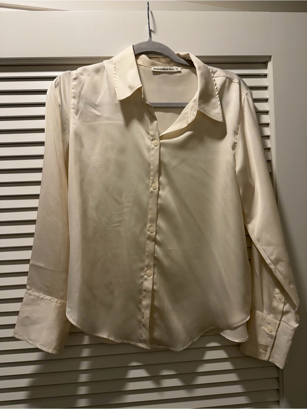 Abercrombie & Fitch Ivory Button-Down Blouse